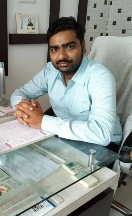 Dr. Diptanshu Shringi — BDS, MIDA Implantologist
